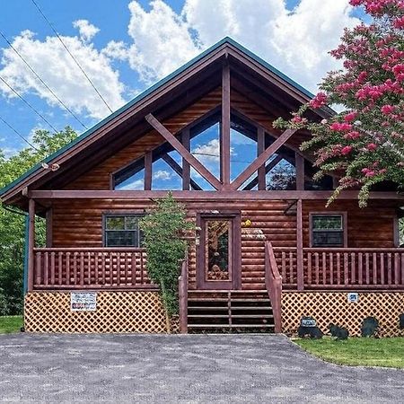 Always Kiss Me Goodnight- Hot Tub, You Get 1089 Of Free Area Attraction Tickets For Each Paid Day! Pigeon Forge Bagian luar foto