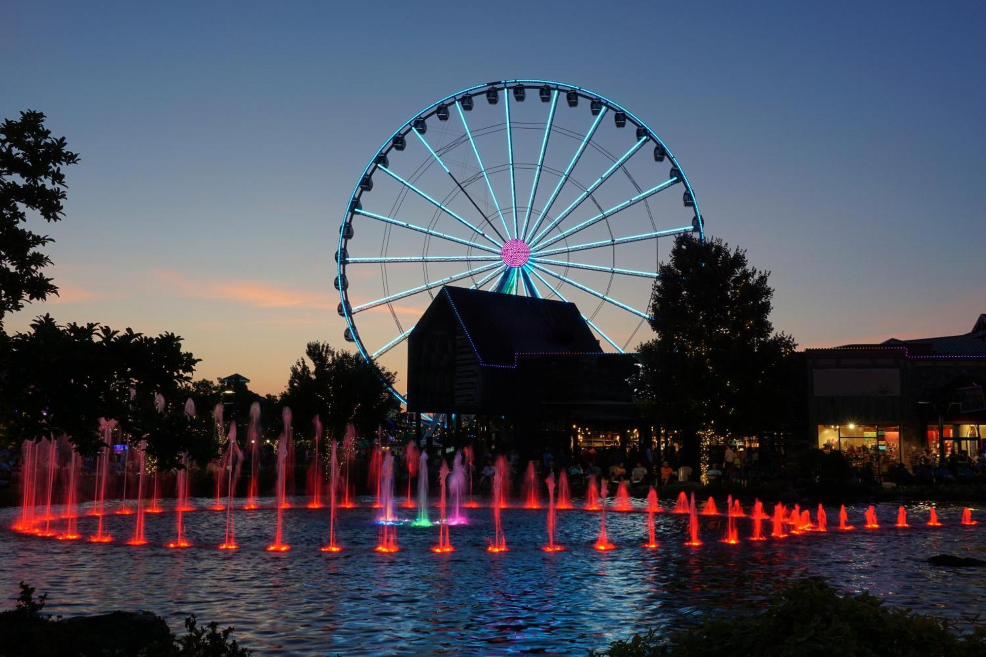Always Kiss Me Goodnight- Hot Tub, You Get 1089 Of Free Area Attraction Tickets For Each Paid Day! Pigeon Forge Bagian luar foto